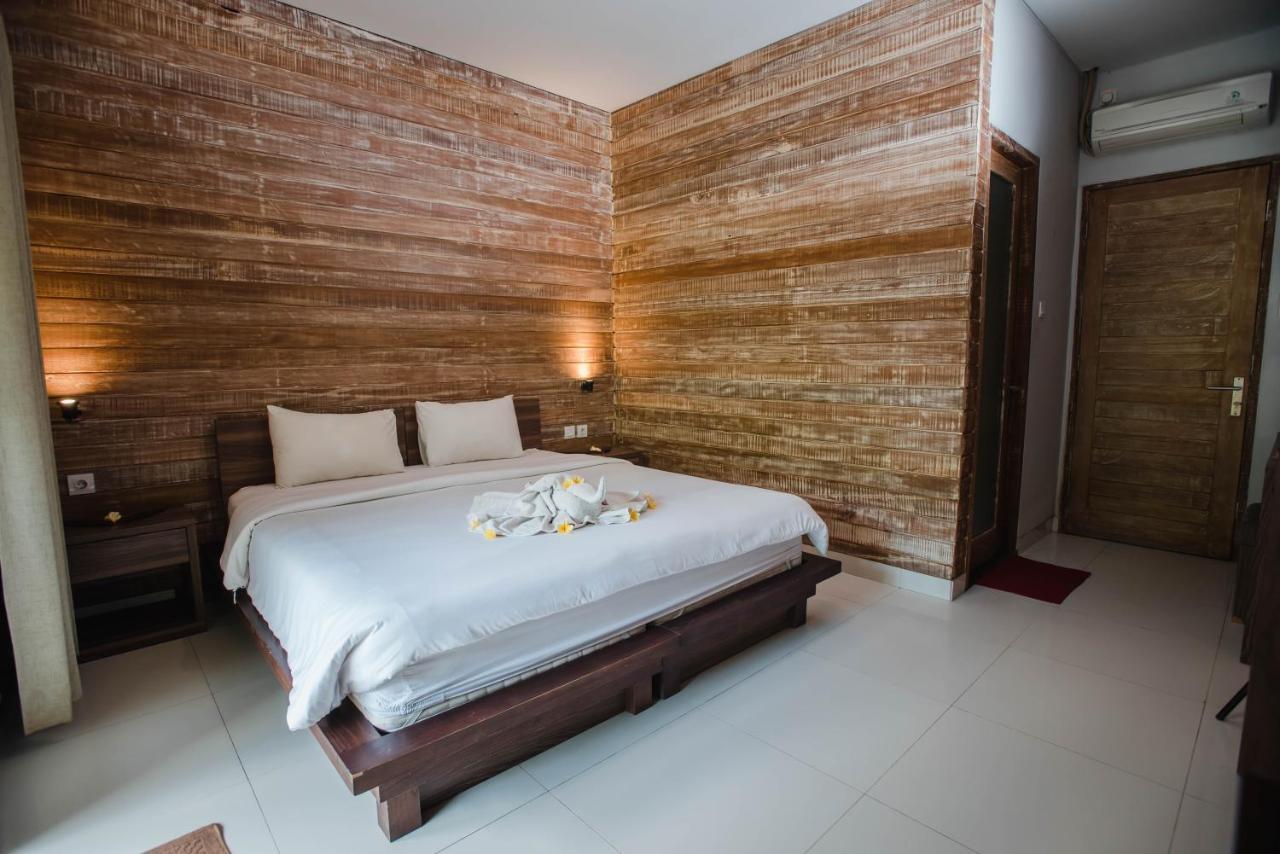 Acala Hostel & Reef Bar Toyapakeh Екстер'єр фото